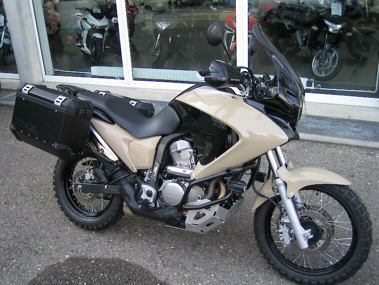 Honda XL700V Transalp Travel Edition